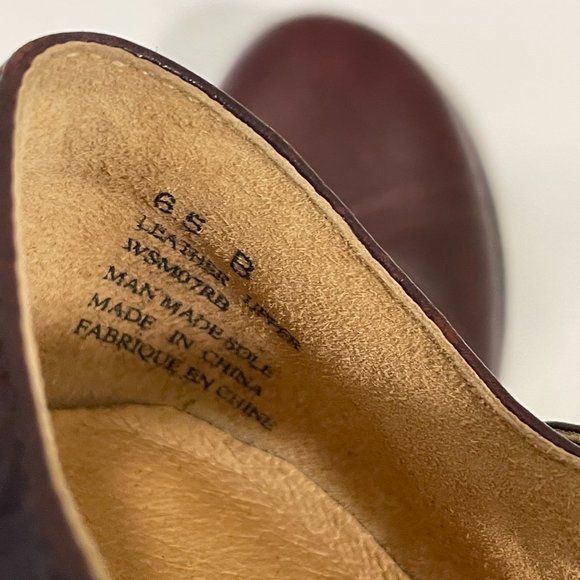 ARAVON "Maura" T-Strap Genuine Leather Pump, Wine - 6.5 B - Picture 9 of 12